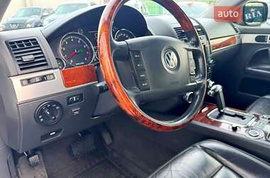 Внедорожник / Кроссовер Volkswagen Touareg 2006 в Киеве