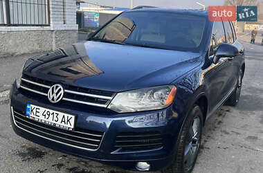 Позашляховик / Кросовер Volkswagen Touareg 2012 в Дніпрі