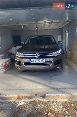 Позашляховик / Кросовер Volkswagen Touareg 2012 в Києві