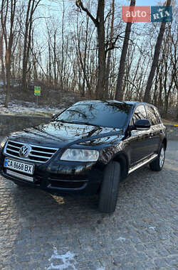 Внедорожник / Кроссовер Volkswagen Touareg 2005 в Каневе