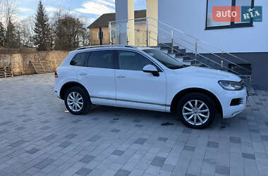 Позашляховик / Кросовер Volkswagen Touareg 2011 в Івано-Франківську