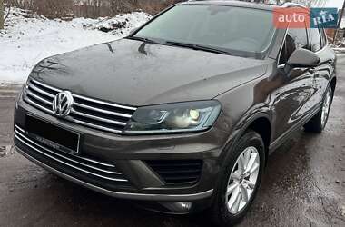 Внедорожник / Кроссовер Volkswagen Touareg 2017 в Казатине