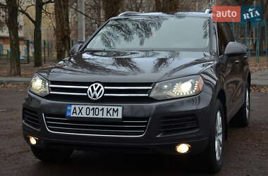 Позашляховик / Кросовер Volkswagen Touareg 2012 в Харкові