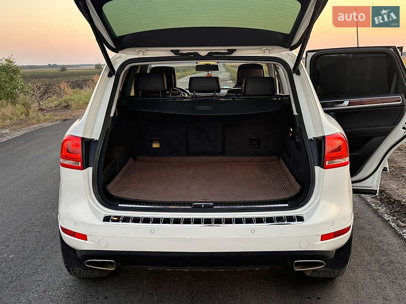 Позашляховик / Кросовер Volkswagen Touareg 2010 в Полтаві фото 10 Позашляховик / Кросовер Volkswagen Touareg 2010 в Полтаві