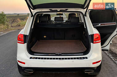 Позашляховик / Кросовер Volkswagen Touareg 2010 в 