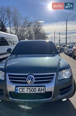 Внедорожник / Кроссовер Volkswagen Touareg 2008 в Черновцах