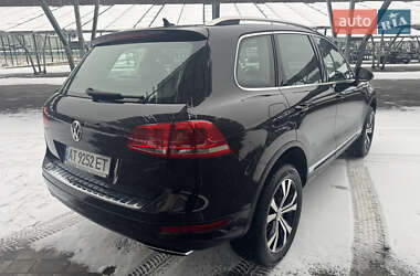 Внедорожник / Кроссовер Volkswagen Touareg 2014 в Львове