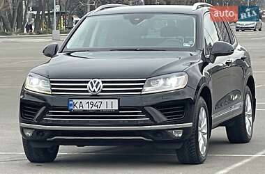 Внедорожник / Кроссовер Volkswagen Touareg 2016 в Киеве