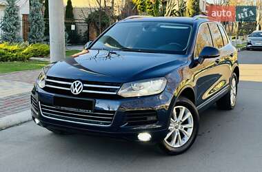 Позашляховик / Кросовер Volkswagen Touareg 2012 в Одесі