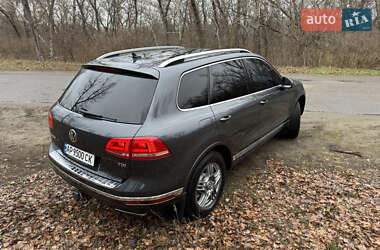 Позашляховик / Кросовер Volkswagen Touareg 2014 в Дніпрі