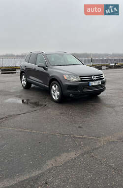 Позашляховик / Кросовер Volkswagen Touareg 2012 в Кременчуці