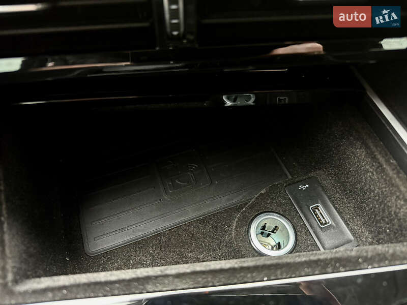 Позашляховик / Кросовер Volkswagen Touareg 2018 в Шепетівці