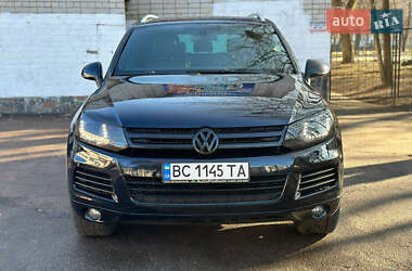 Внедорожник / Кроссовер Volkswagen Touareg 2014 в Житомире