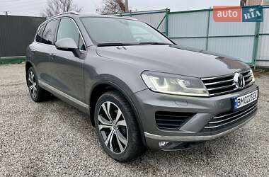 Внедорожник / Кроссовер Volkswagen Touareg 2016 в 