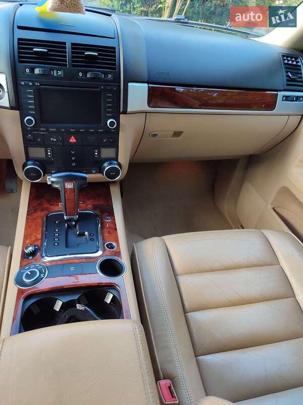 Позашляховик / Кросовер Volkswagen Touareg 2005 в Володимирі фото 6 Позашляховик / Кросовер Volkswagen Touareg 2005 в Володимирі