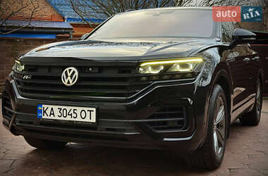 Внедорожник / Кроссовер Volkswagen Touareg 2019 в Киеве