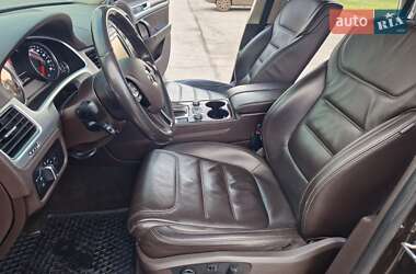 Внедорожник / Кроссовер Volkswagen Touareg 2015 в 