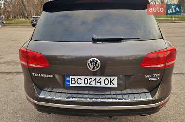 Внедорожник / Кроссовер Volkswagen Touareg 2015 в 