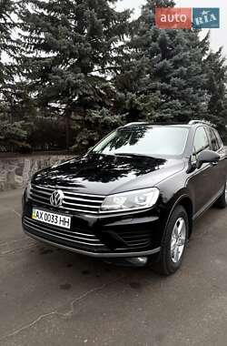 Внедорожник / Кроссовер Volkswagen Touareg 2015 в Харькове