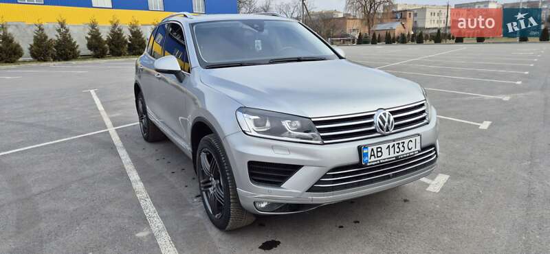 Внедорожник / Кроссовер Volkswagen Touareg 2014 в Хмельнике