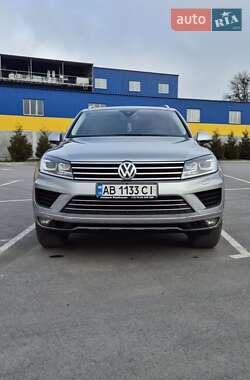 Внедорожник / Кроссовер Volkswagen Touareg 2014 в Хмельнике