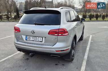 Внедорожник / Кроссовер Volkswagen Touareg 2014 в Хмельнике