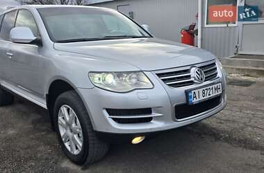 Позашляховик / Кросовер Volkswagen Touareg 2008 в Києві