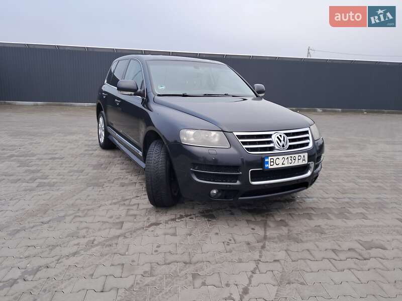 Внедорожник / Кроссовер Volkswagen Touareg 2006 в 