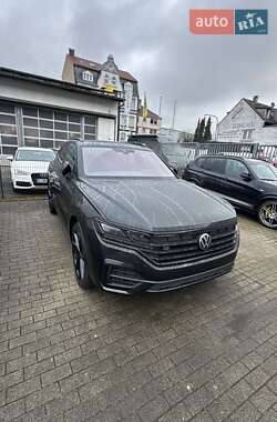 Внедорожник / Кроссовер Volkswagen Touareg 2023 в Сваляве