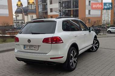 Позашляховик / Кросовер Volkswagen Touareg 2013 в Івано-Франківську