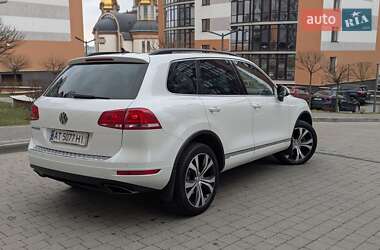 Позашляховик / Кросовер Volkswagen Touareg 2013 в Івано-Франківську