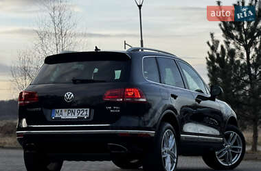 Позашляховик / Кросовер Volkswagen Touareg 2015 в Трускавці