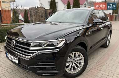 Позашляховик / Кросовер Volkswagen Touareg 2018 в Хмельницькому