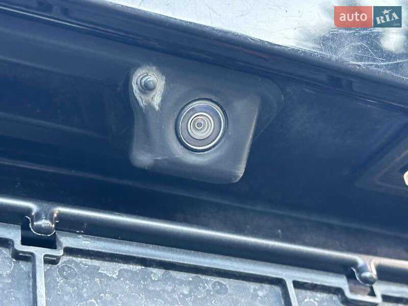 Внедорожник / Кроссовер Volkswagen Touareg 2018 в Луцке