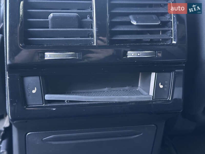 Внедорожник / Кроссовер Volkswagen Touareg 2018 в Луцке