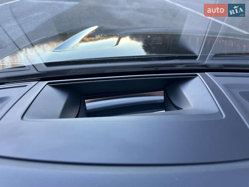 Внедорожник / Кроссовер Volkswagen Touareg 2018 в Луцке