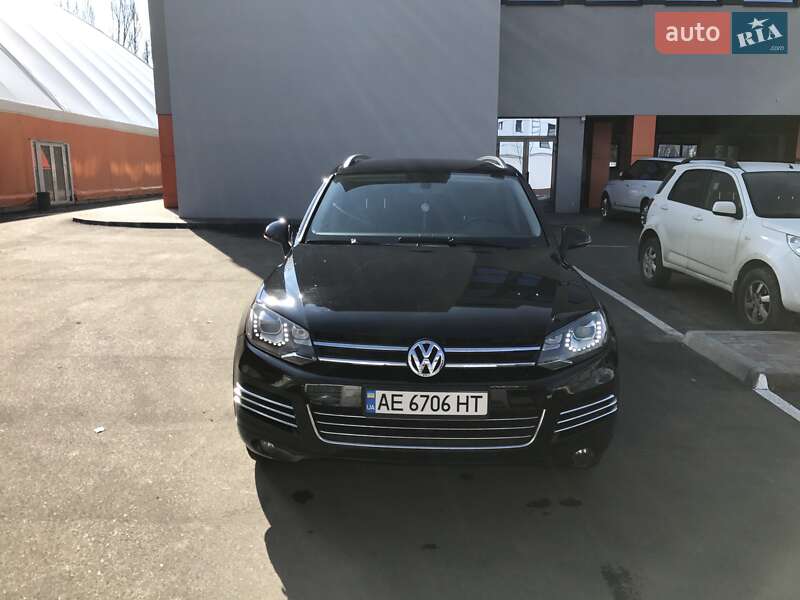 Внедорожник / Кроссовер Volkswagen Touareg 2014 в Днепре фото 2 Внедорожник / Кроссовер Volkswagen Touareg 2014 в Днепре