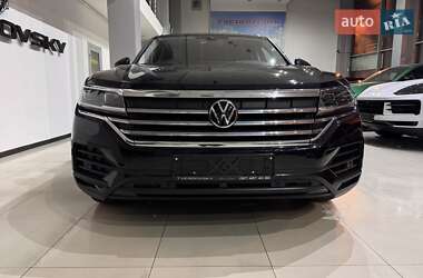 Внедорожник / Кроссовер Volkswagen Touareg 2020 в Одессе