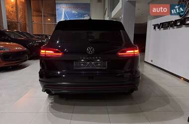 Внедорожник / Кроссовер Volkswagen Touareg 2020 в Одессе