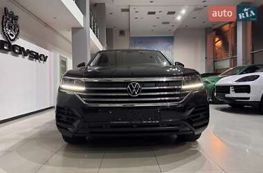 Внедорожник / Кроссовер Volkswagen Touareg 2020 в Одессе