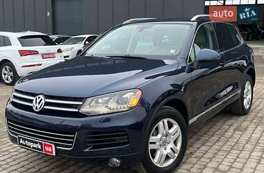 Внедорожник / Кроссовер Volkswagen Touareg 2011 в Львове