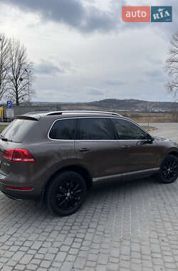 Позашляховик / Кросовер Volkswagen Touareg 2012 в Львові