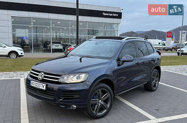 Позашляховик / Кросовер Volkswagen Touareg 2010 в Мукачевому