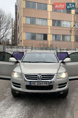 Внедорожник / Кроссовер Volkswagen Touareg 2007 в Киеве