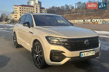 Внедорожник / Кроссовер Volkswagen Touareg 2023 в Киеве