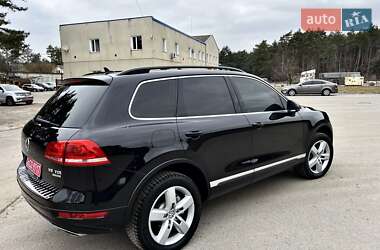 Позашляховик / Кросовер Volkswagen Touareg 2011 в Радивиліві