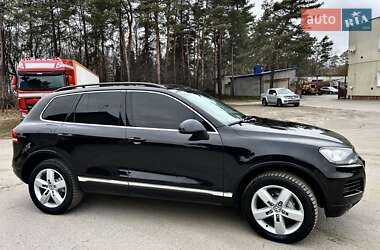 Позашляховик / Кросовер Volkswagen Touareg 2011 в Радивиліві