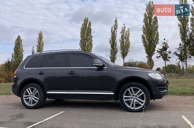 Внедорожник / Кроссовер Volkswagen Touareg 2007 в 