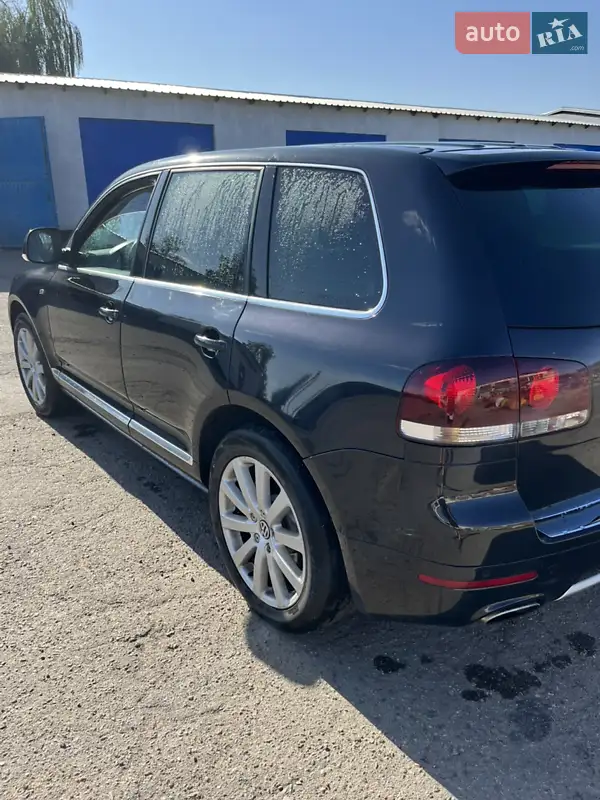 Позашляховик / Кросовер Volkswagen Touareg 2008 в 