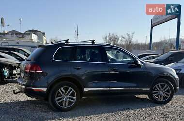 Внедорожник / Кроссовер Volkswagen Touareg 2015 в 